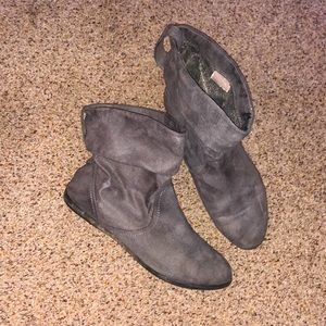peter pan ankle boots